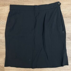 Louis Feraud Classic Black Pencil Skirt